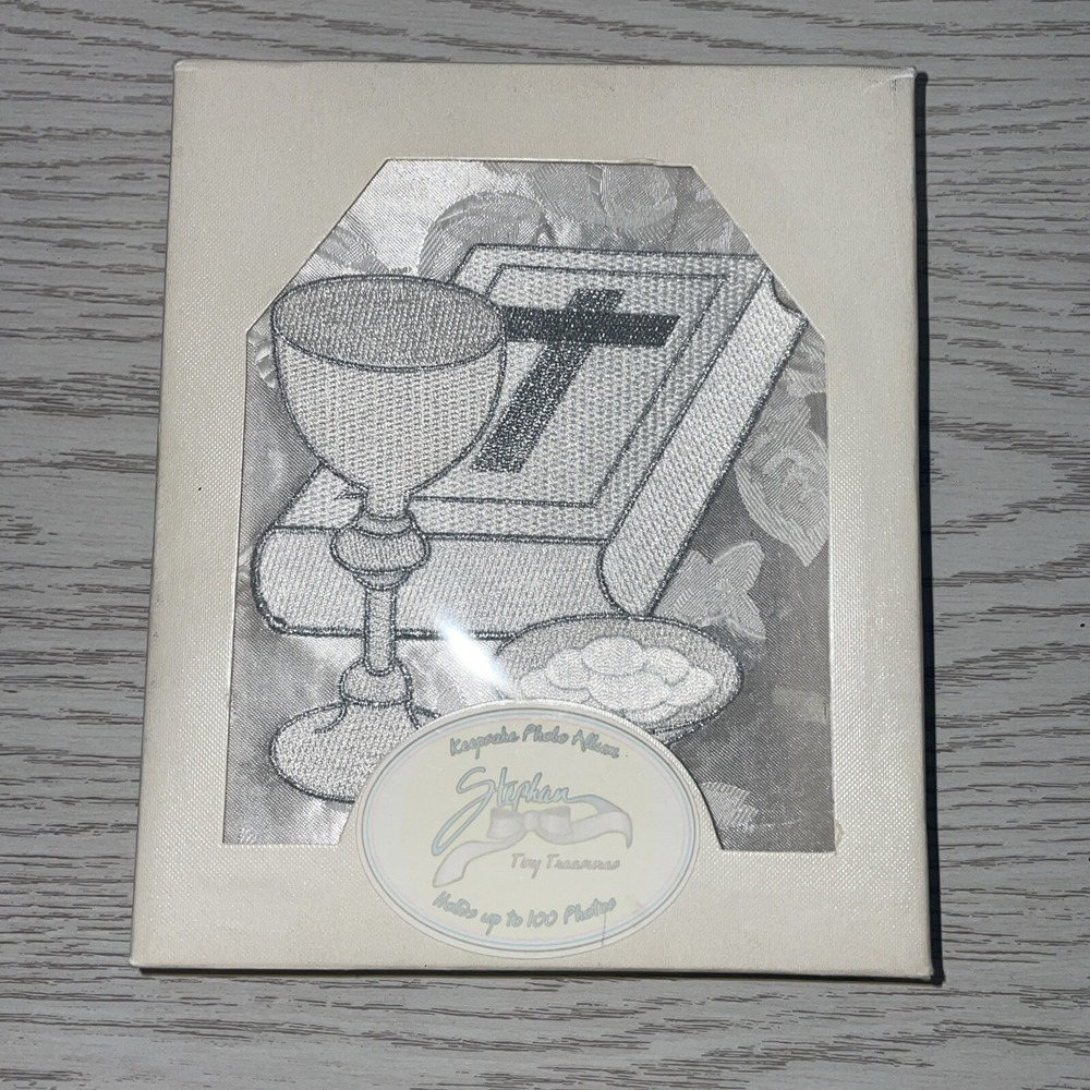 First‎ Communion Tiny Treasures Keepsake Photo Album White Holds 100 Pictures